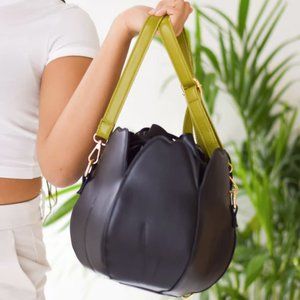 Carmico Black Tulip-Shaped Bag/Backpack